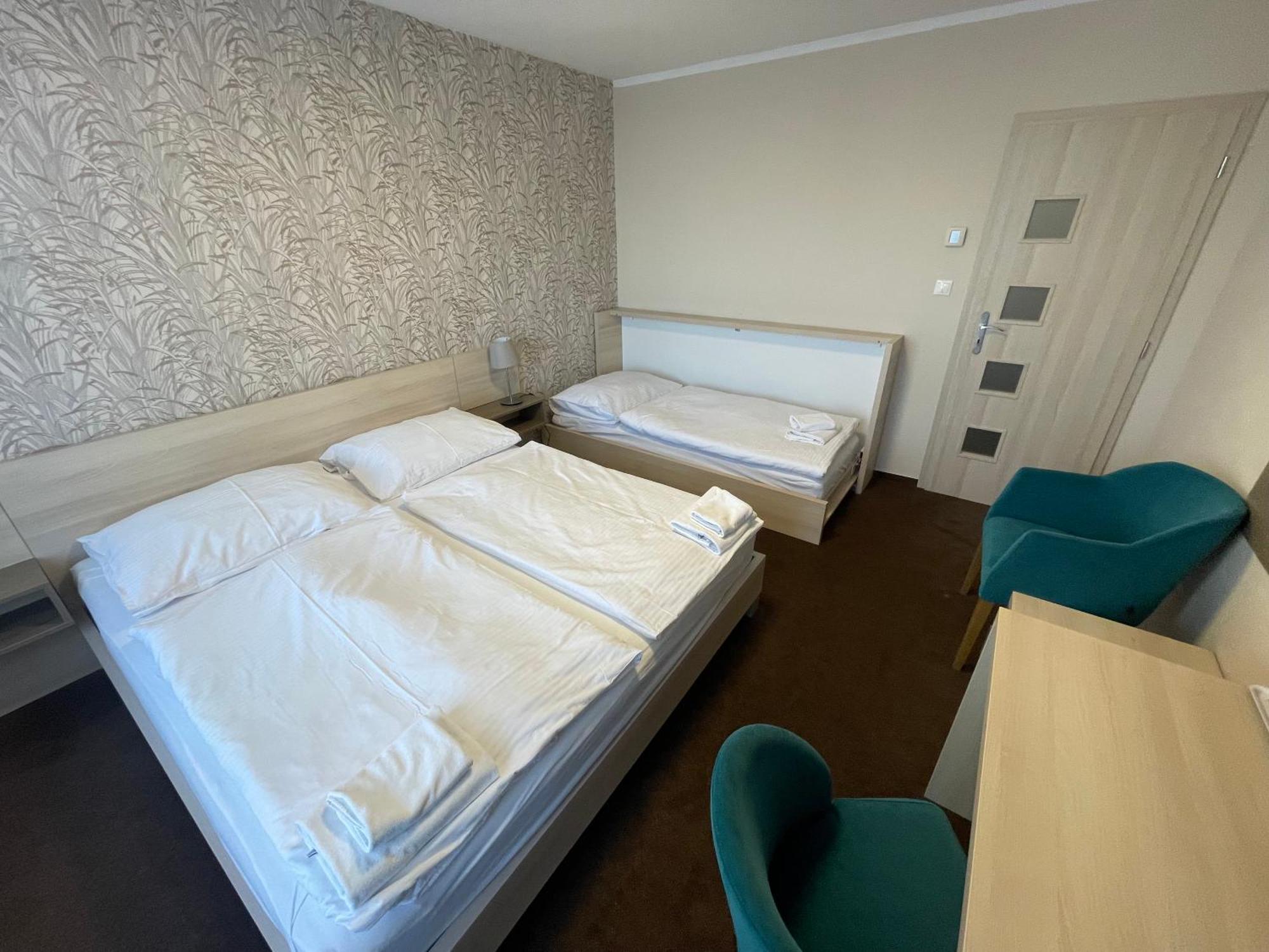 Hotel Spectrum Trnava Exterior foto